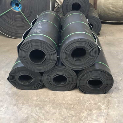 尼龙输送带与橡胶输送带 材质特性与应用场景的深度辨析